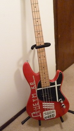 Jimmy Murn and the HeyMakers Bass